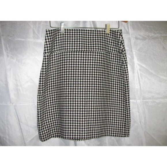 Talbots Houndstooth Wool Mini skirt, Sz small, fully lined, - Picture 9 of 16